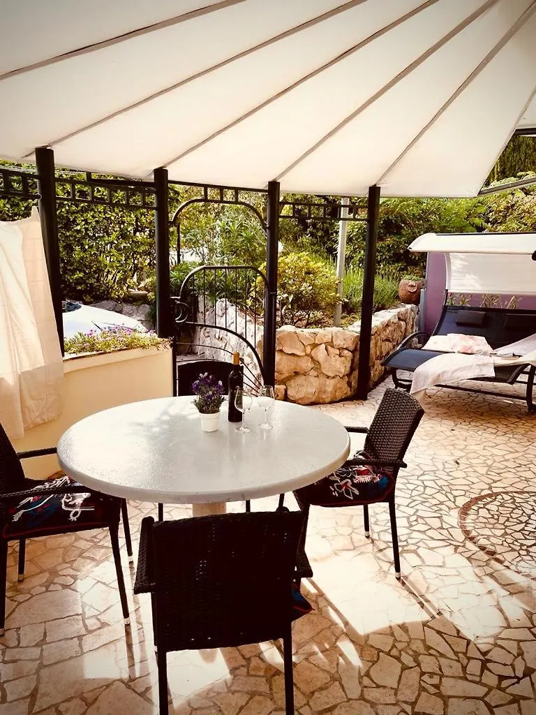 Velebit Apartments Dramalj